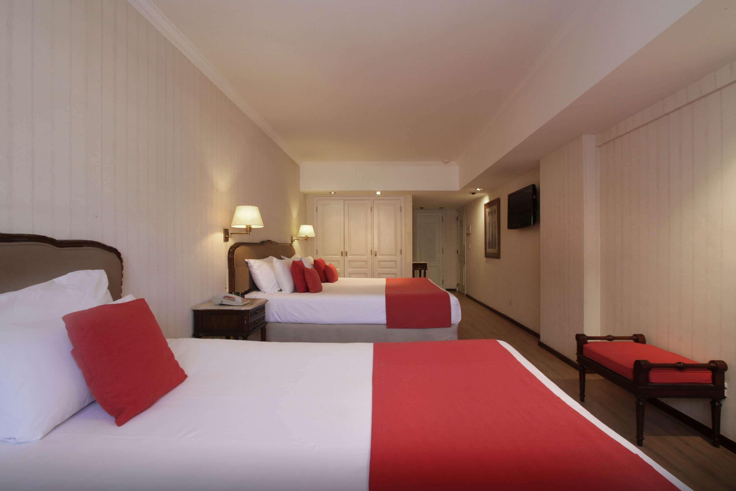 Bed and Breakfast Ramada By Wyndham Buenos Aires Centro Екстер'єр фото