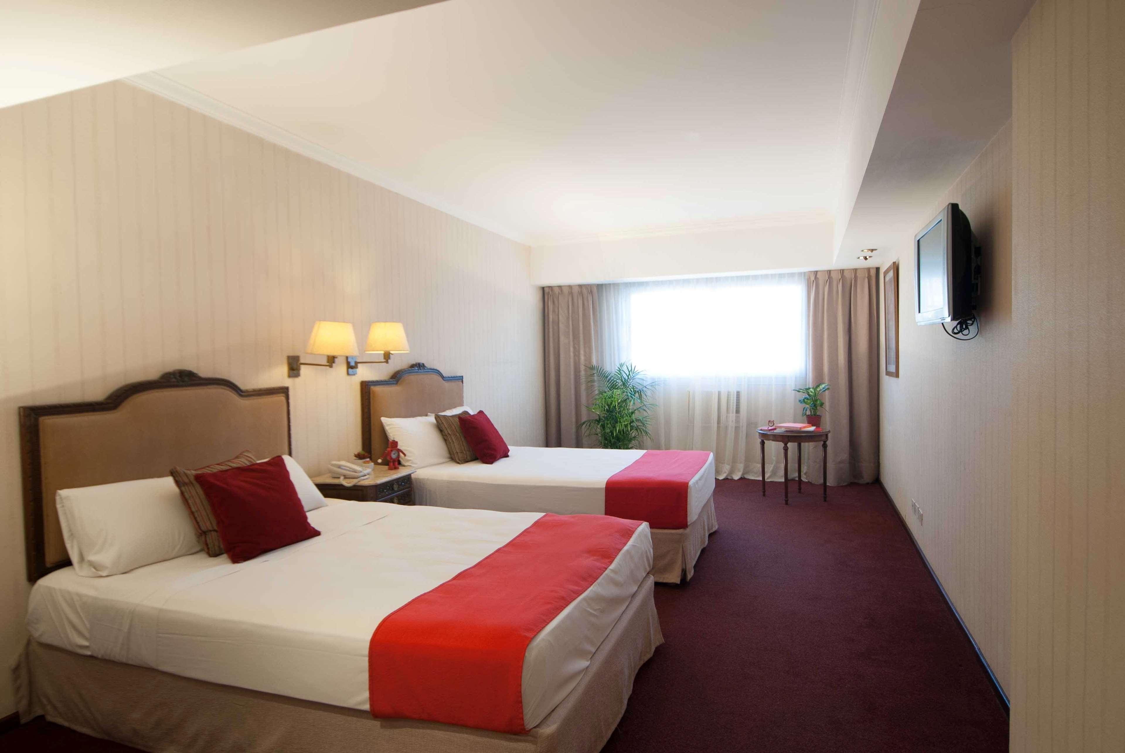 Bed and Breakfast Ramada By Wyndham Buenos Aires Centro Екстер'єр фото