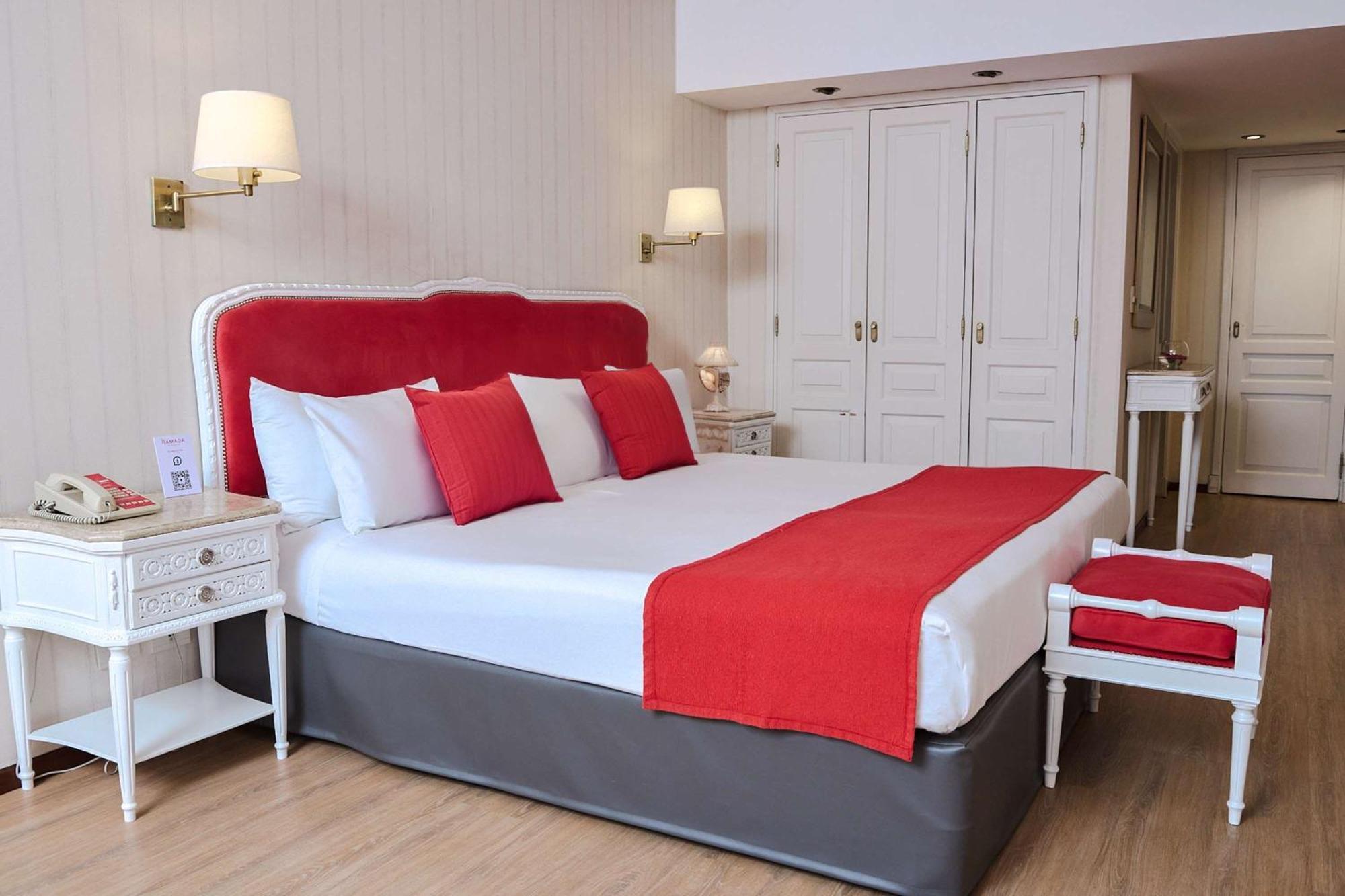 Bed and Breakfast Ramada By Wyndham Buenos Aires Centro Екстер'єр фото