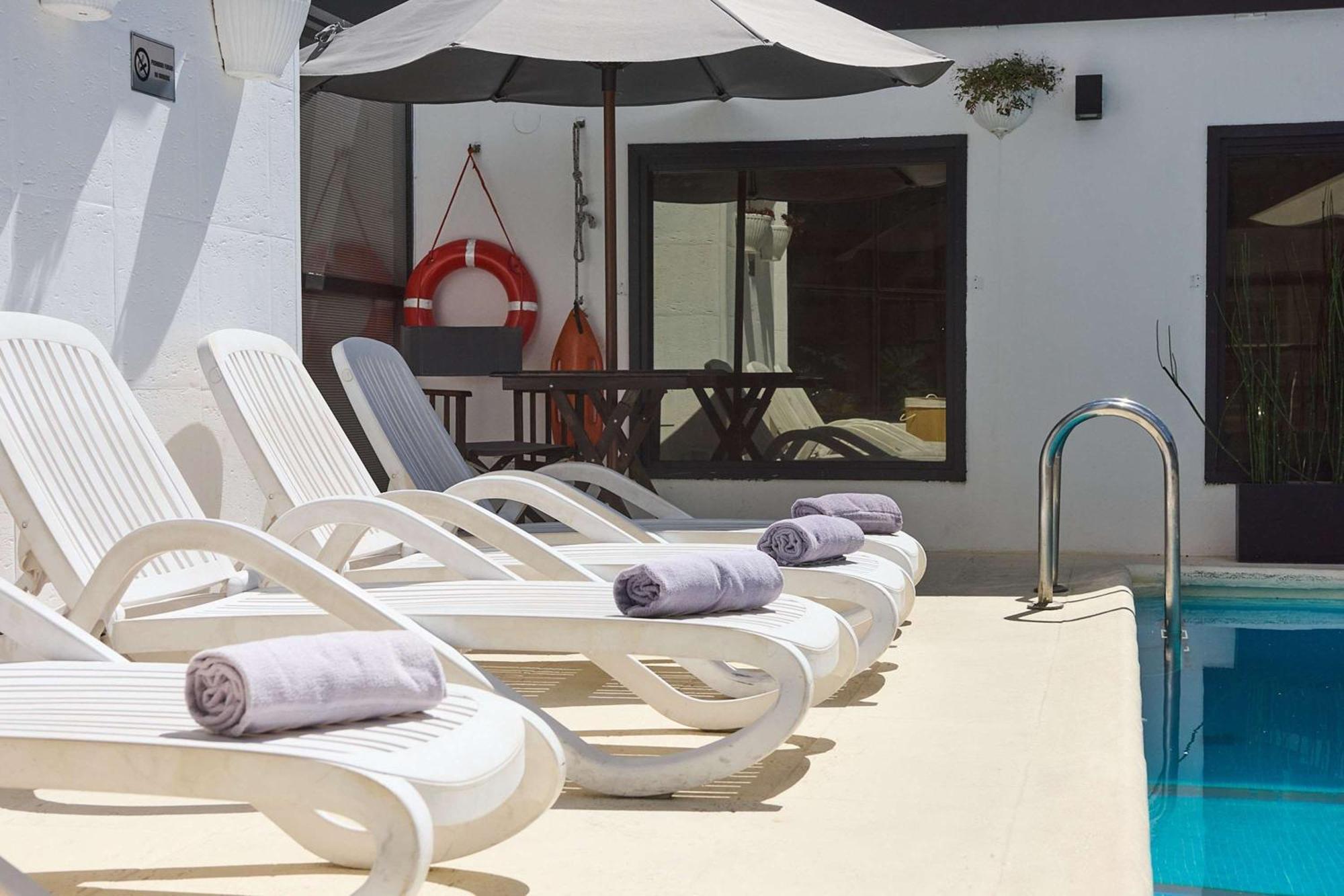 Bed and Breakfast Ramada By Wyndham Buenos Aires Centro Екстер'єр фото