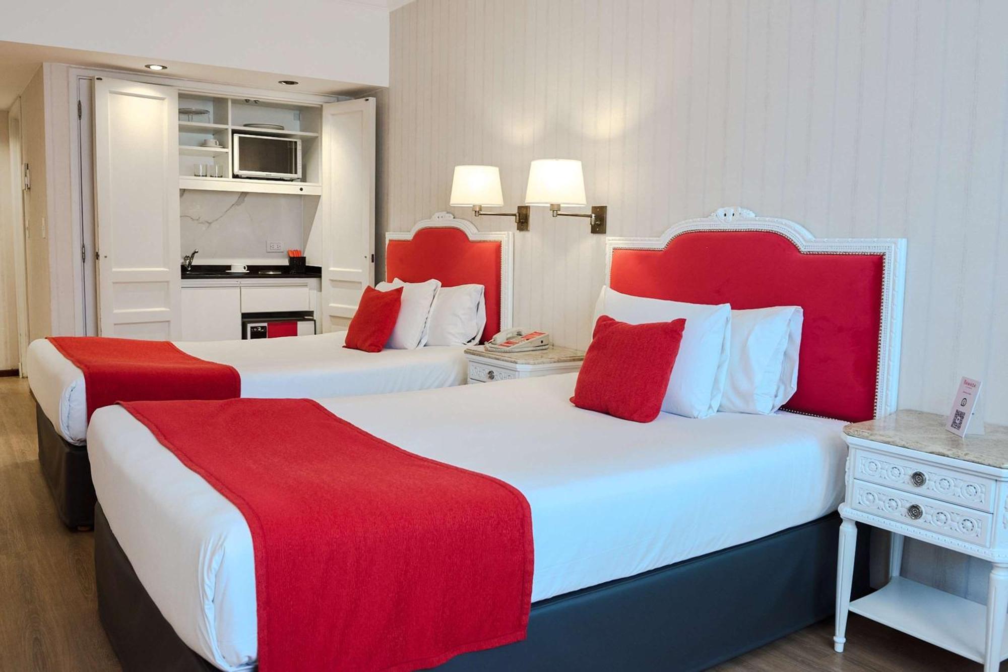 Bed and Breakfast Ramada By Wyndham Buenos Aires Centro Екстер'єр фото